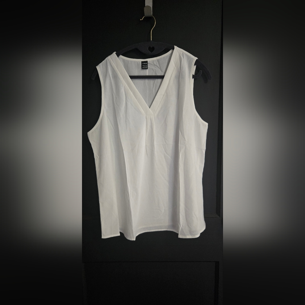 Elegant White Sleeveless Top
